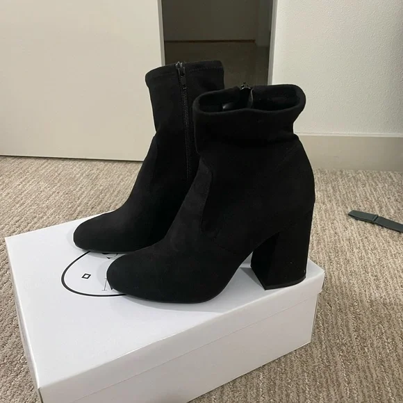 Steve Madden Shoes Steve Madden Black Bootie Poshmark